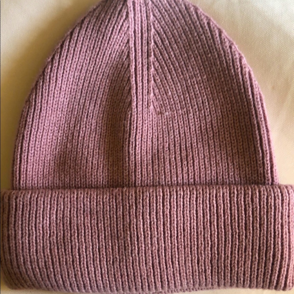 Tall ribbed knit Beanie Mauve color